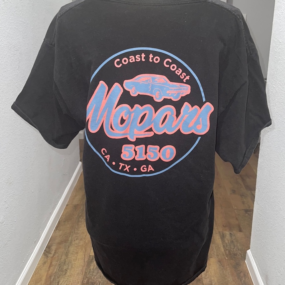Hanes black screen printed short sleeve shirt